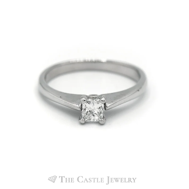 Stunning Engagement Ring-Princess Cut Diamond Solitaire Engagement Ring in Platinum