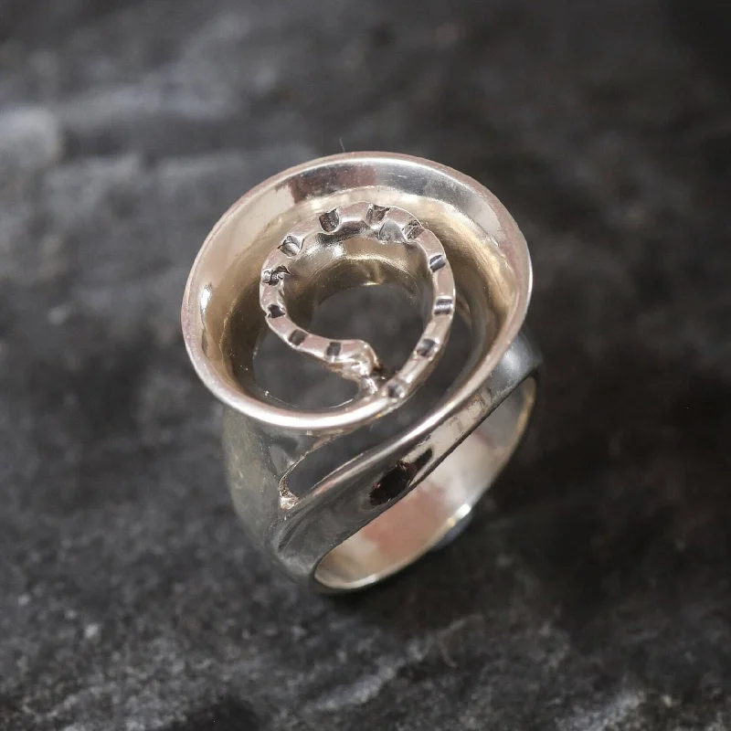 Luxury Diamond Ring-Chunky Swirl Ring - Abstract Statement Ring - Silver Infinity Ring