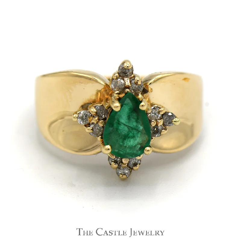 Gemstone Wedding Ring Set-Pear Cut Emerald Ring in 14K Concave Mounting with Diamond Accents