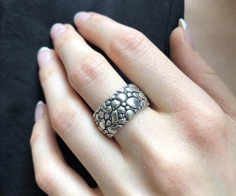 Stackable Rings for Women-Wide Silver Ring - Dragon Skin Ring - Vintage Scales Ring