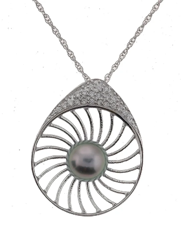 Luxury Necklace with Diamonds-Wheel Tahitian Pearl Necklace (SKU: 192644)