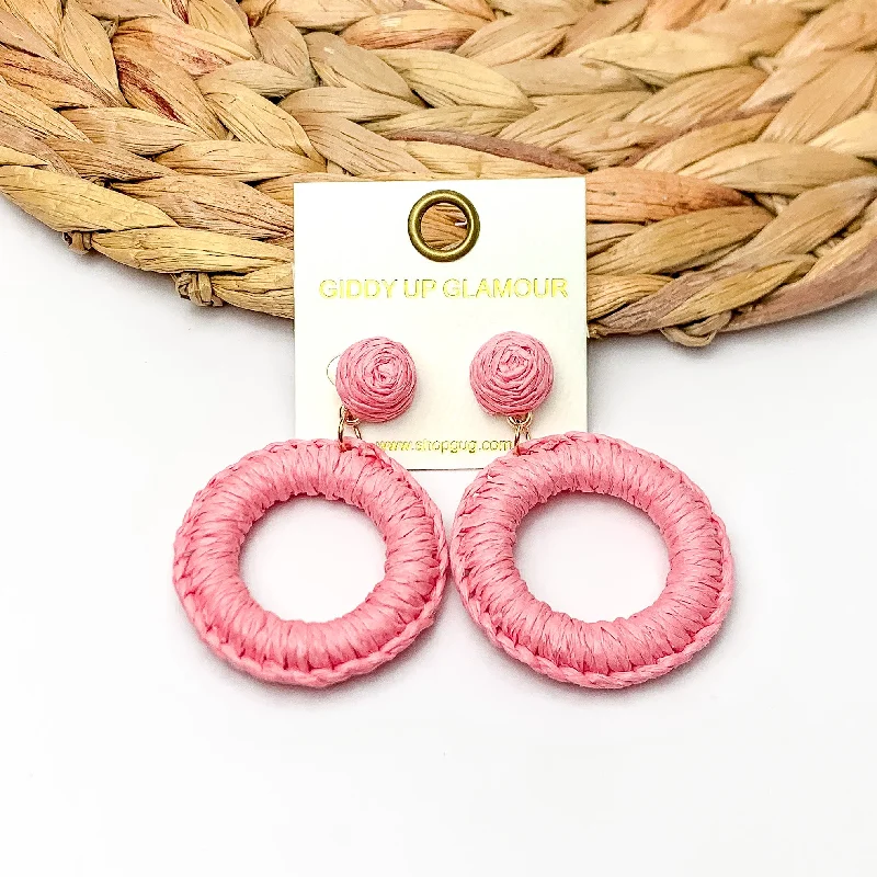 Chic Dangle Earrings-Beachside Café Raffia Wrapped Circle Earrings in Light Pink