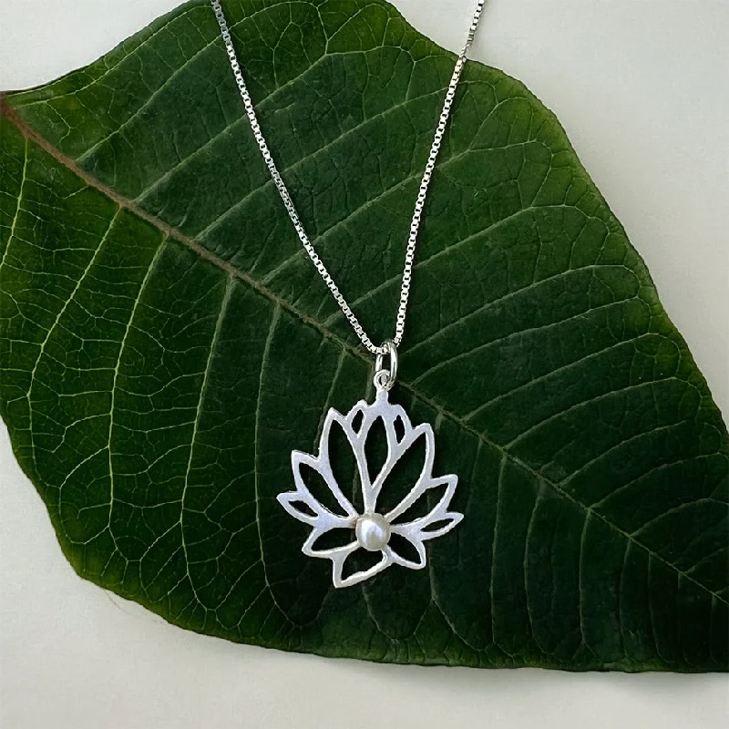 Dazzling Silver Necklace-Lotus Pearl Necklace - Sterling Silver, Indonesia